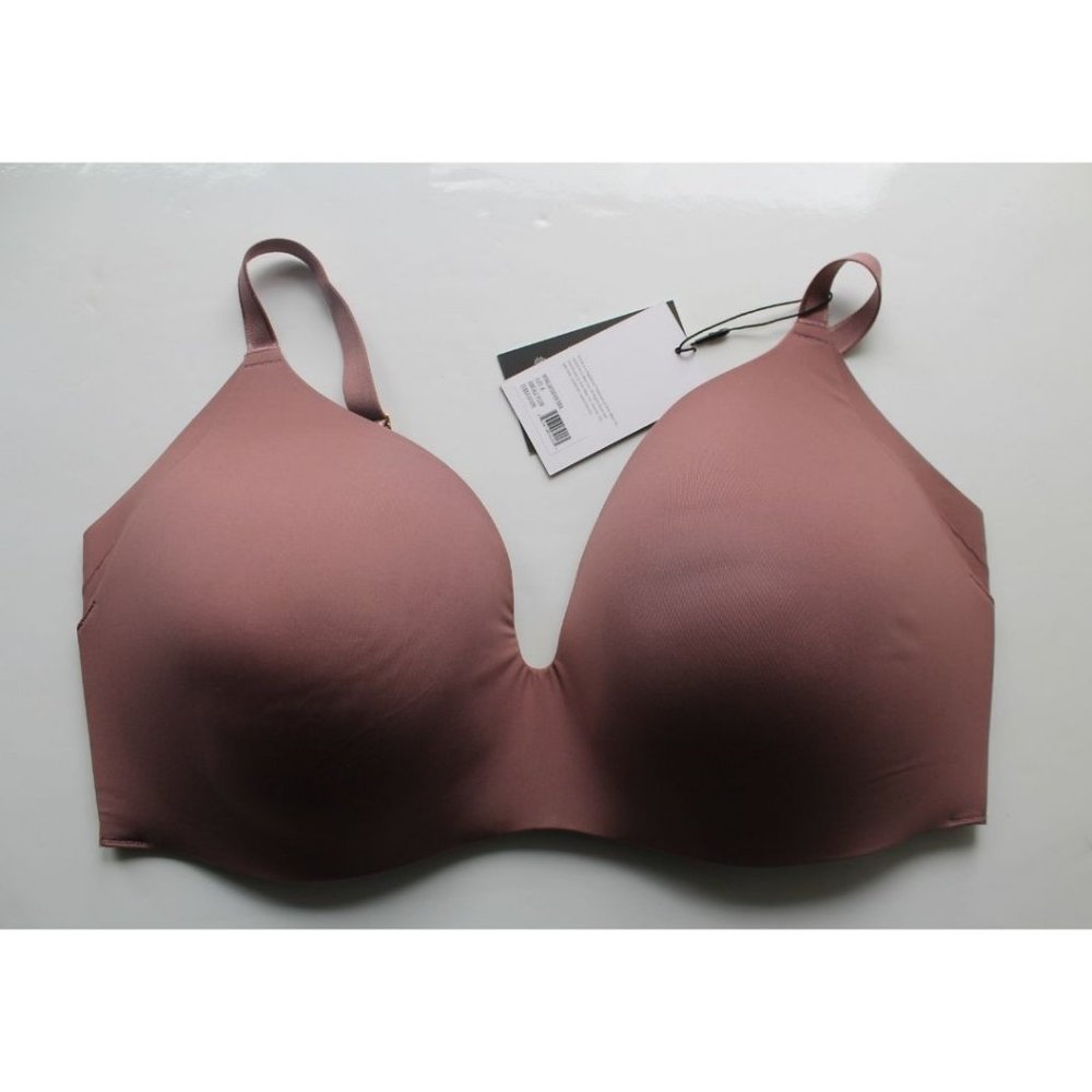 Knix WingWoman Contour Bra Vintage Plum Size 8 Wireless (40D, 42D, 40DD, 32DD)